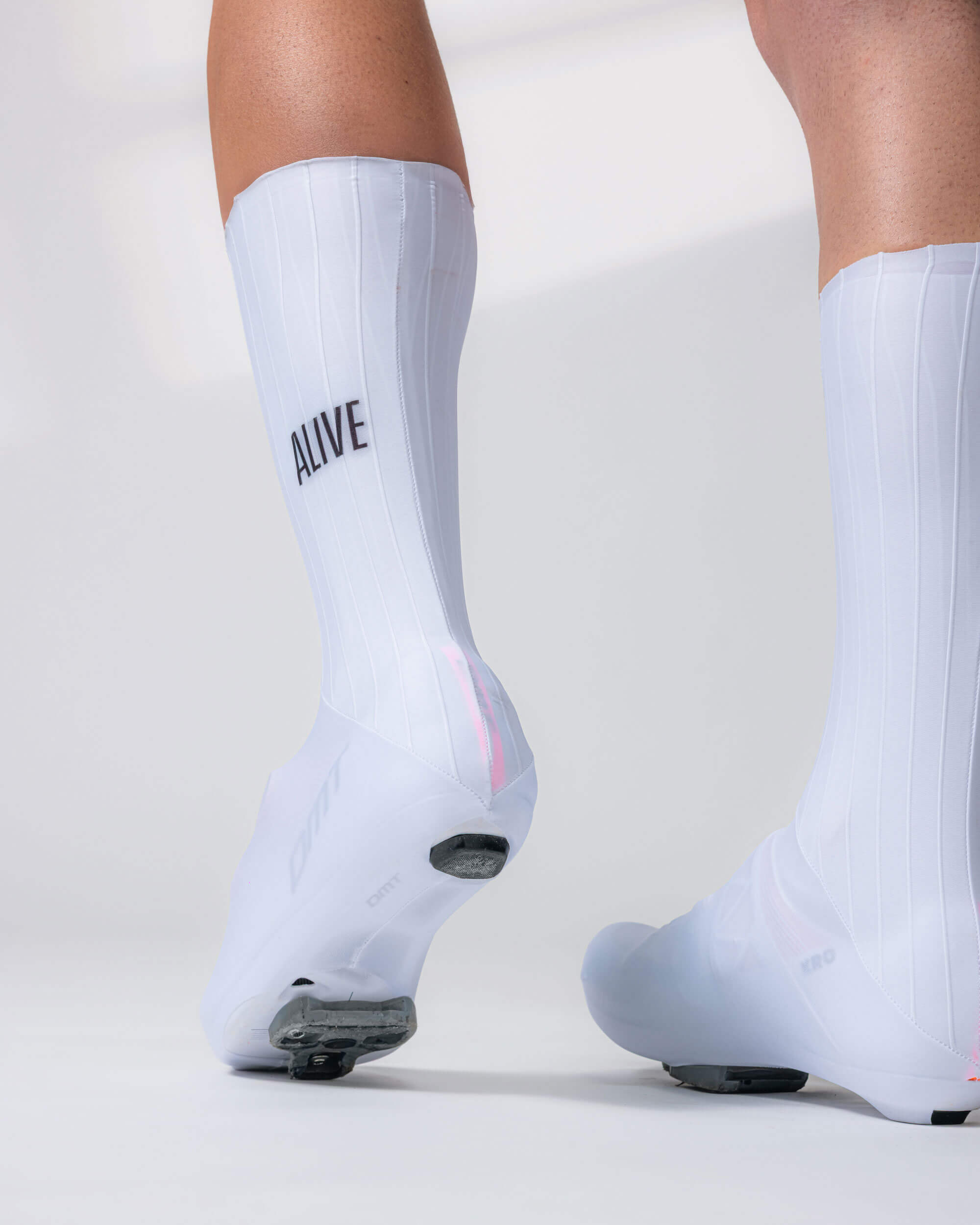 Aero Overshoes Wind