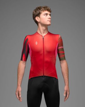 Latitude 45 - Red, M